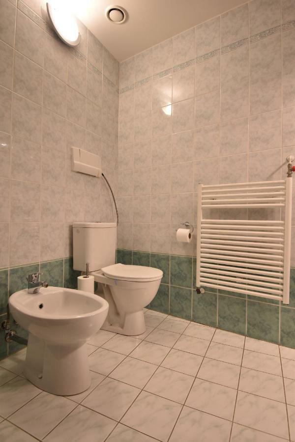 Cozy Flat By The Astronomical Clock Apartment Prague Ngoại thất bức ảnh