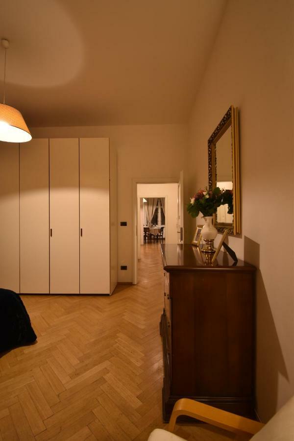Cozy Flat By The Astronomical Clock Apartment Prague Ngoại thất bức ảnh